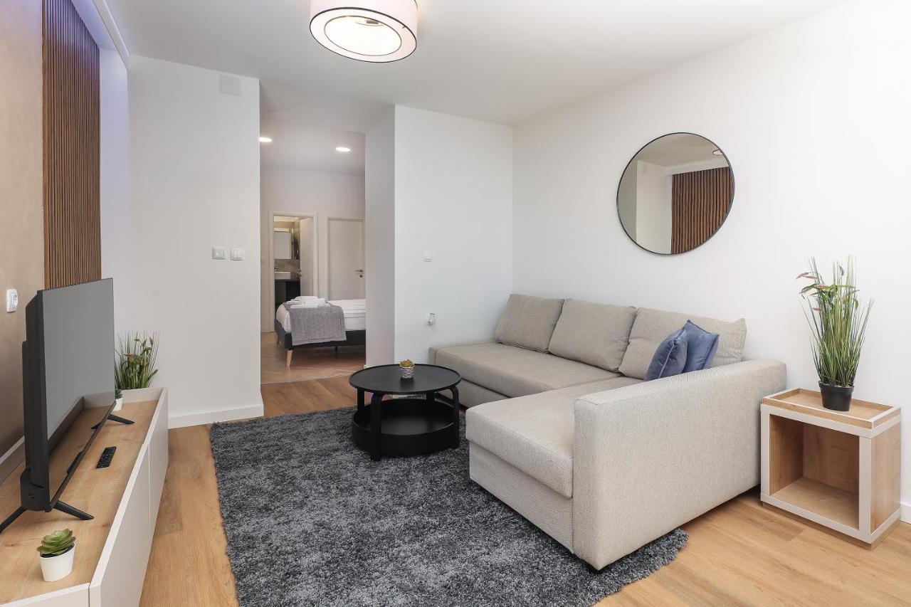 Residence Inn Rijeka Bagian luar foto