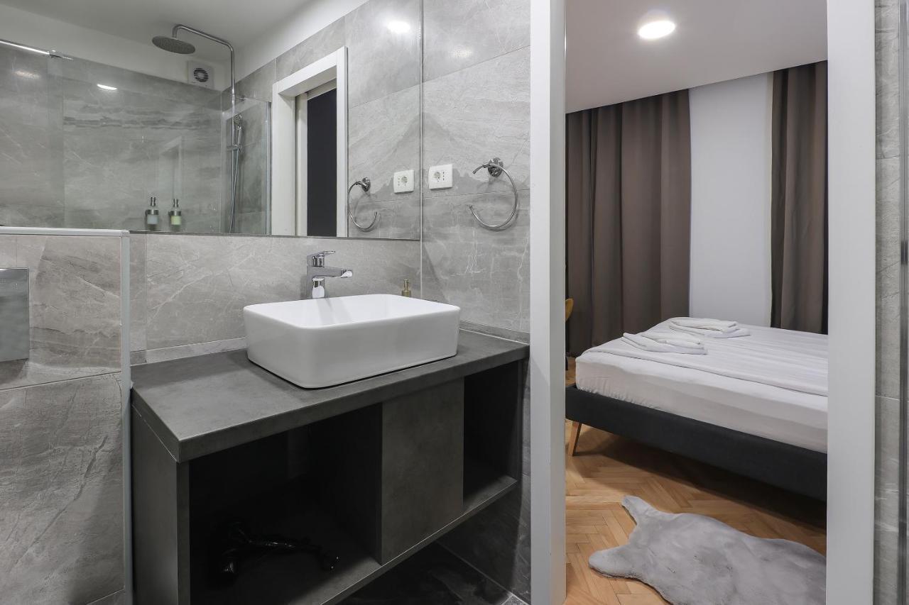 Residence Inn Rijeka Bagian luar foto