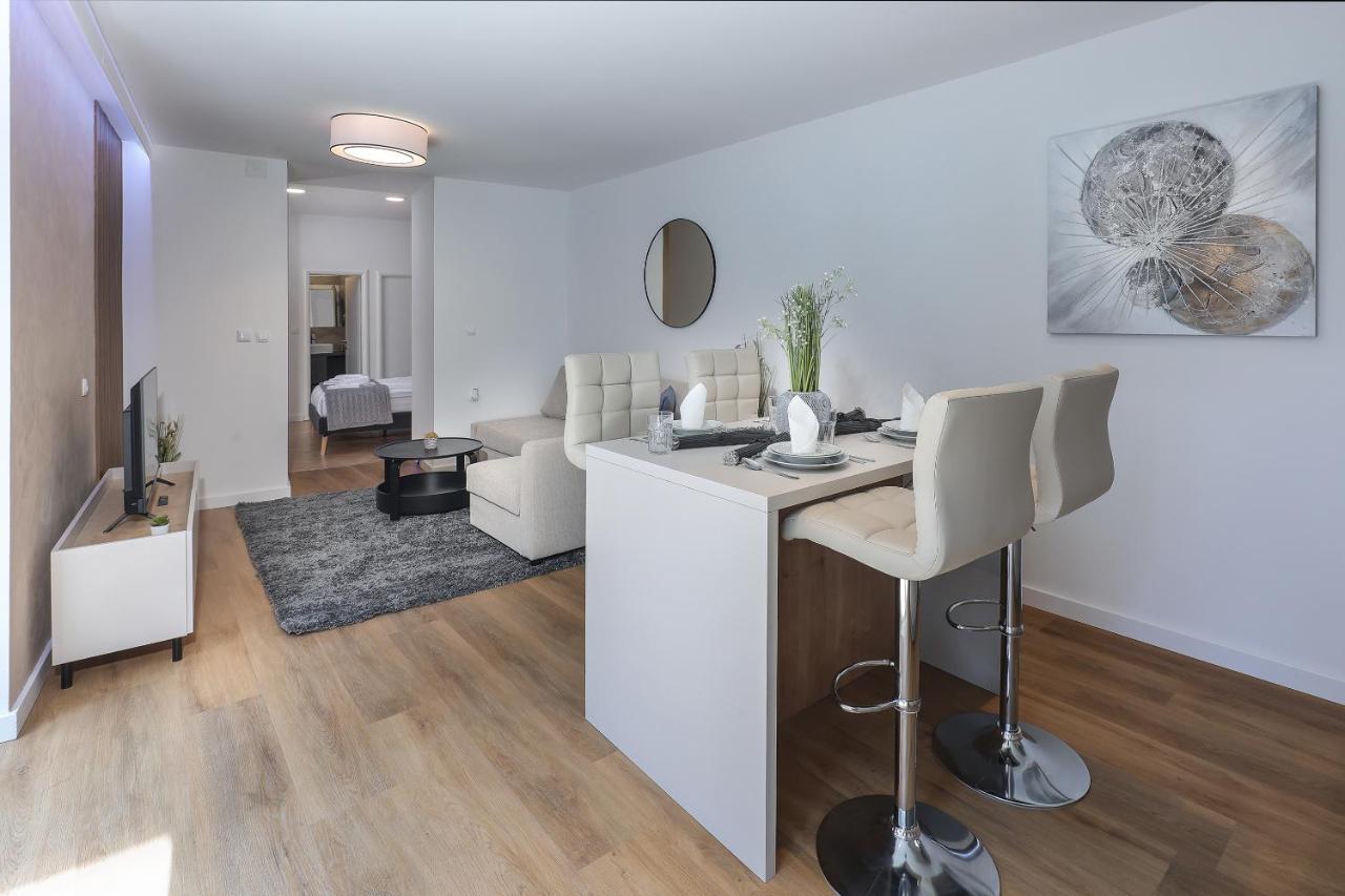 Residence Inn Rijeka Bagian luar foto