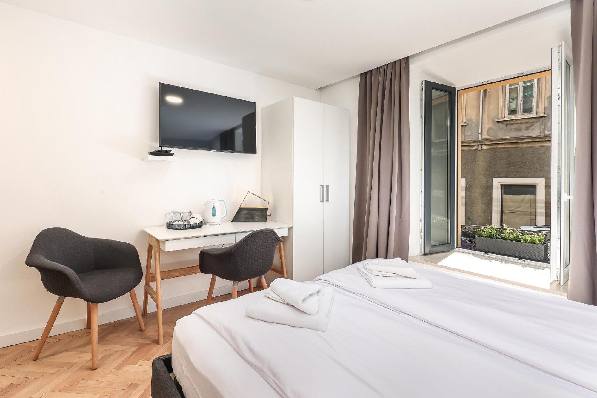 Residence Inn Rijeka Bagian luar foto